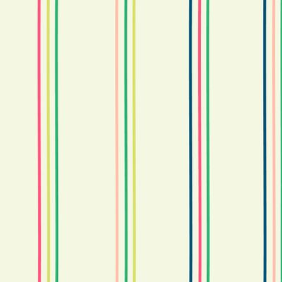 Тонкие цветные тройные полоски на светлом фоне.