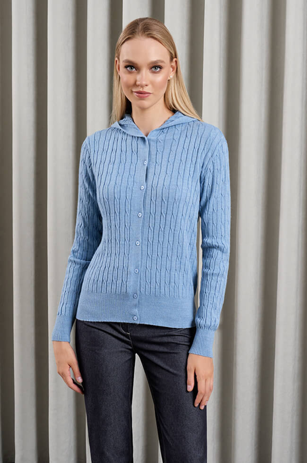 1846 Жакет женский (голубой)