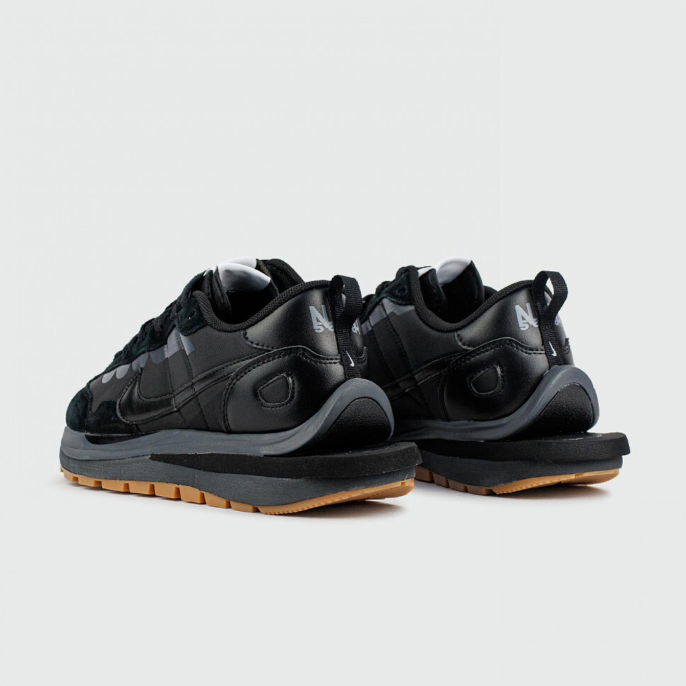 кроссовки Nike Vapor Waffle x Sacai Black / Gum Ftwr. DD1875-001