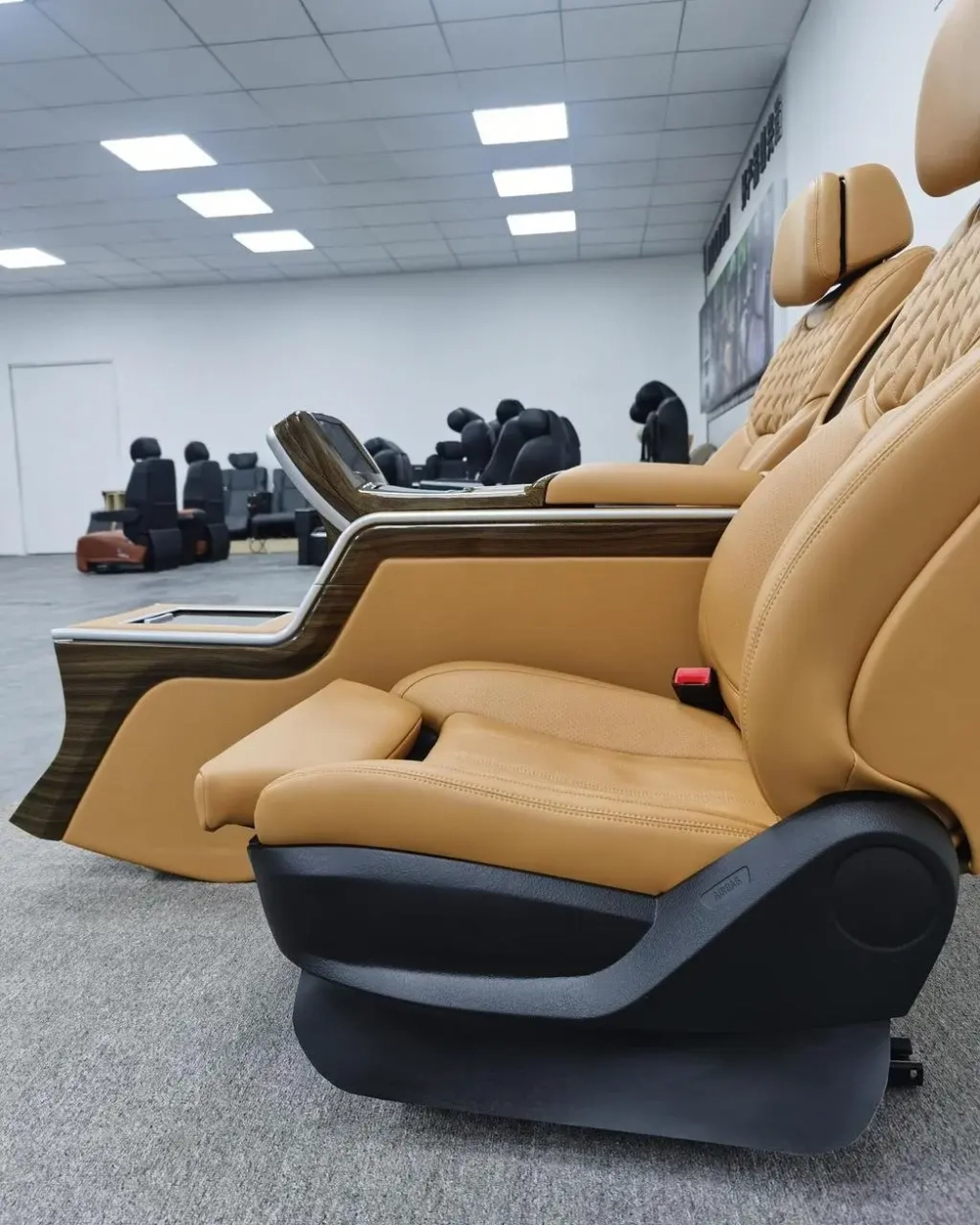 Сиденья капитанские кресла для Lexus LX570 Лексус Капитанские сидение VIP декор