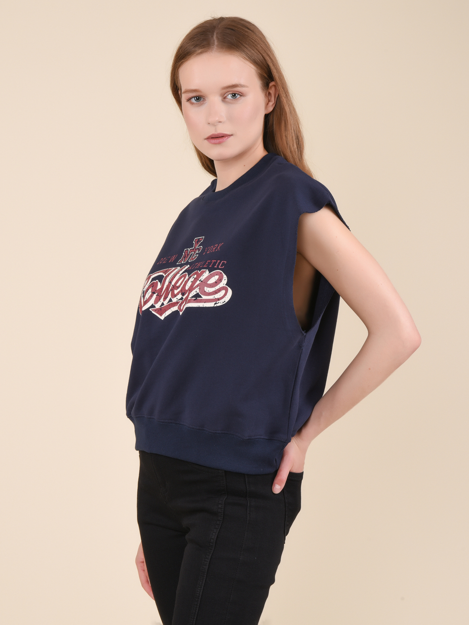 Жилет женский спортивный