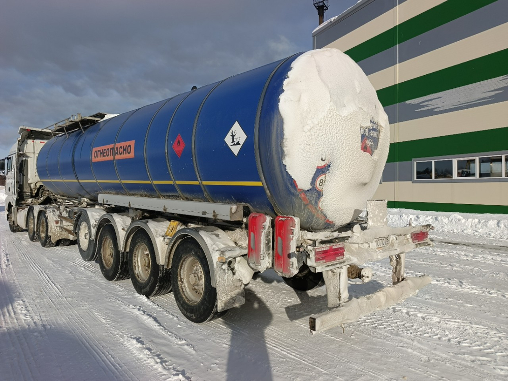 FoxTank 8777 Полуприцеп цистерна 877721 (светлые нефтепродукты)