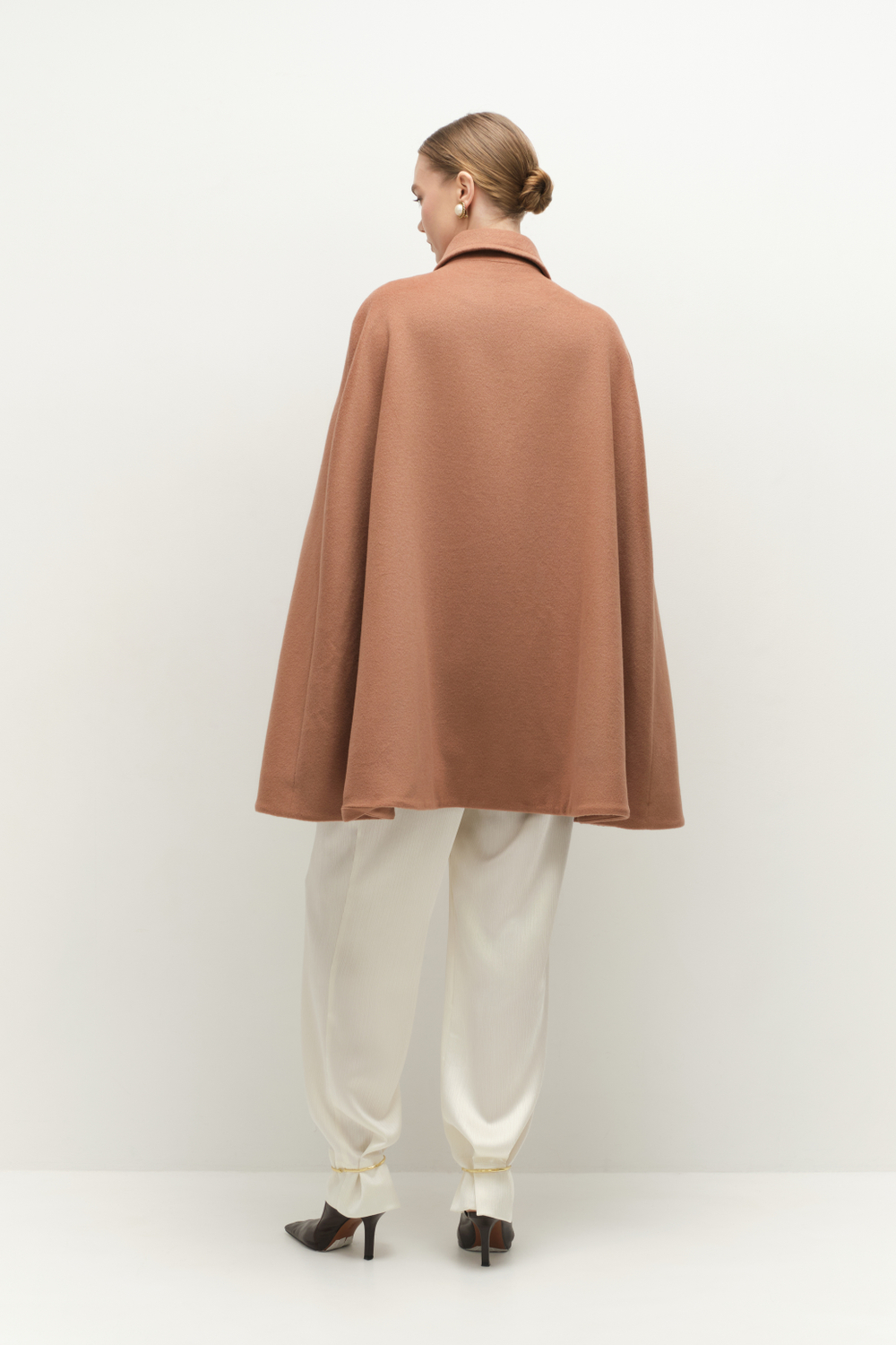 Кейп весенний