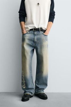 ZARA ДЖИНСЫ RELAXED FIT С ВЫШИВКОЙ NFL MIAMI DOLPHINS, ВЫЦВЕТШИЙ СИНИЙ