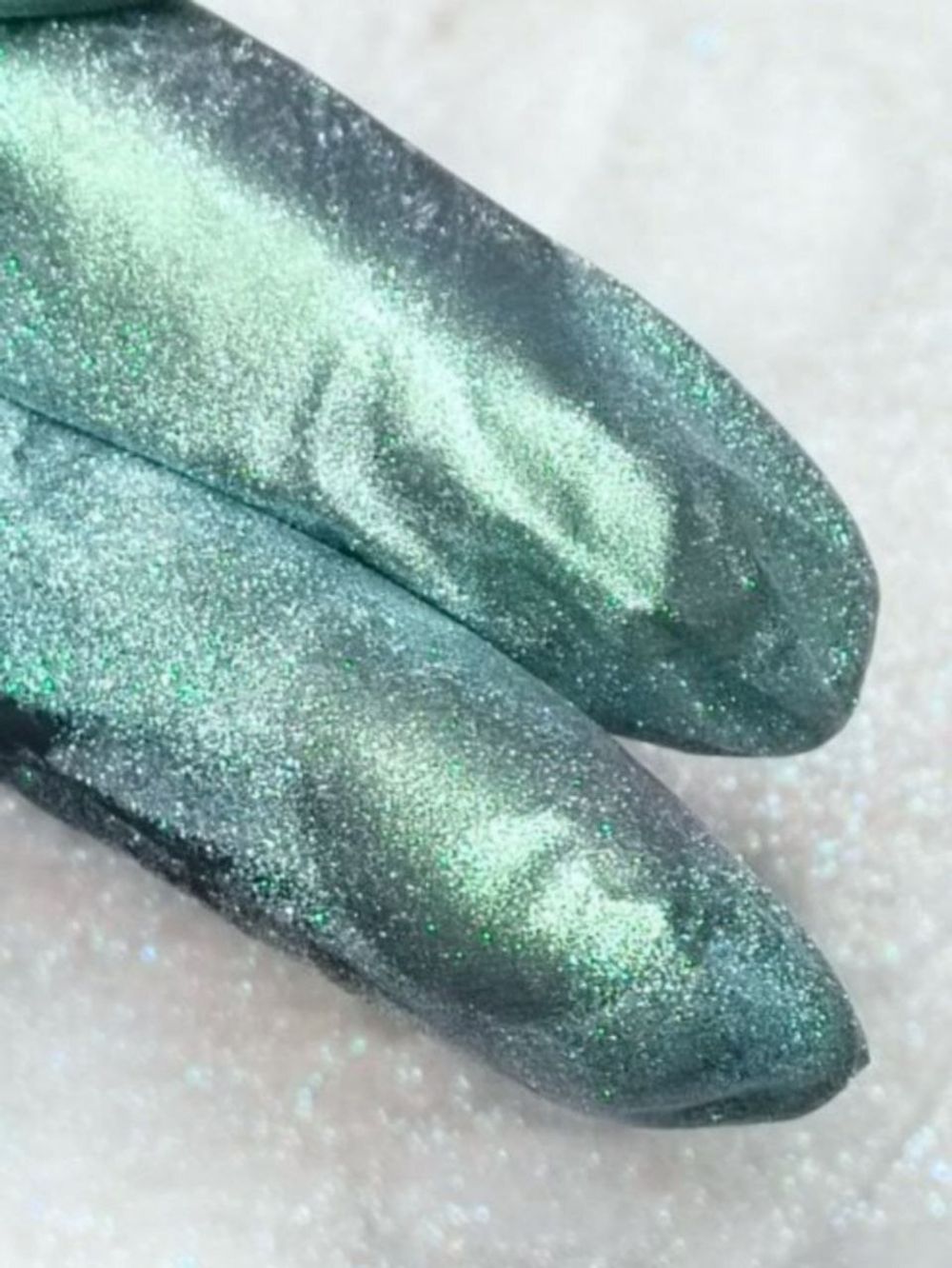 Премиум пигмент 9055 - Зелёно-салатовый мерцающий блеск 50-250 мкм - универсальный