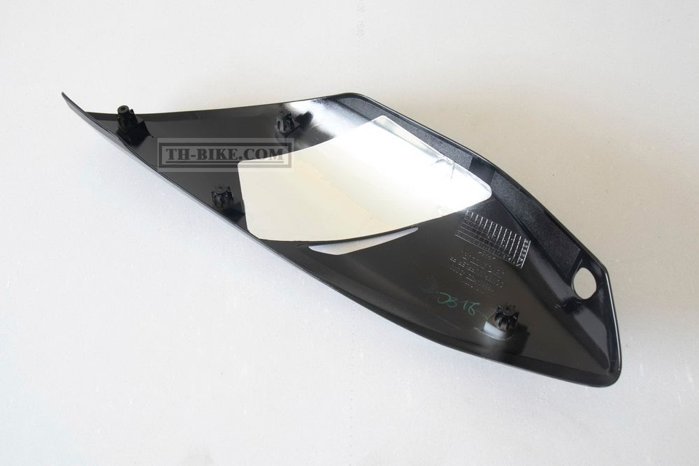 18360-KZZ-D20ZB . COVER, FR. MUFFLER *NH1*. Fairing Honda CRF250L 2017-2020. Black