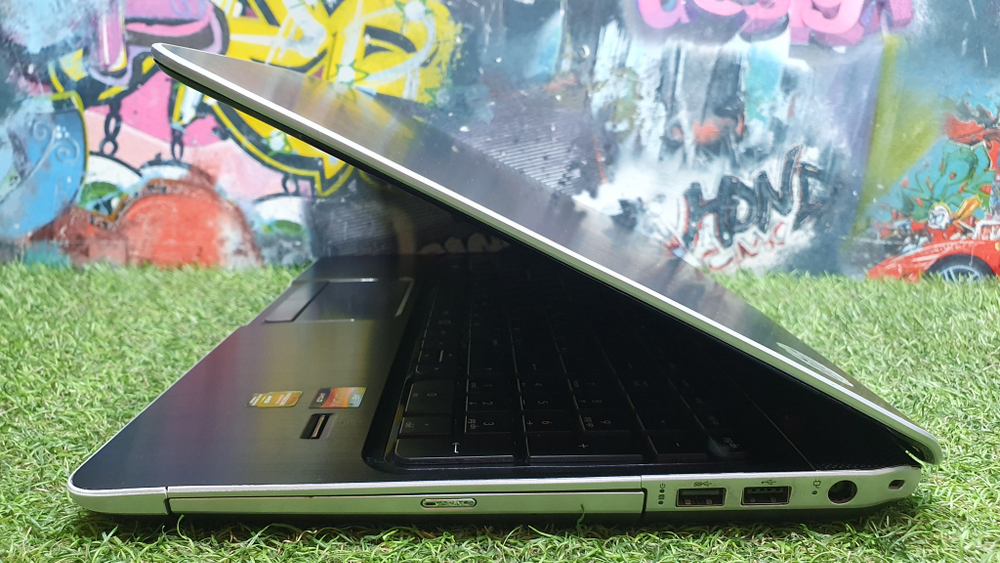 Ноутбук HP A8/4Gb/HD 7600M 2Gb