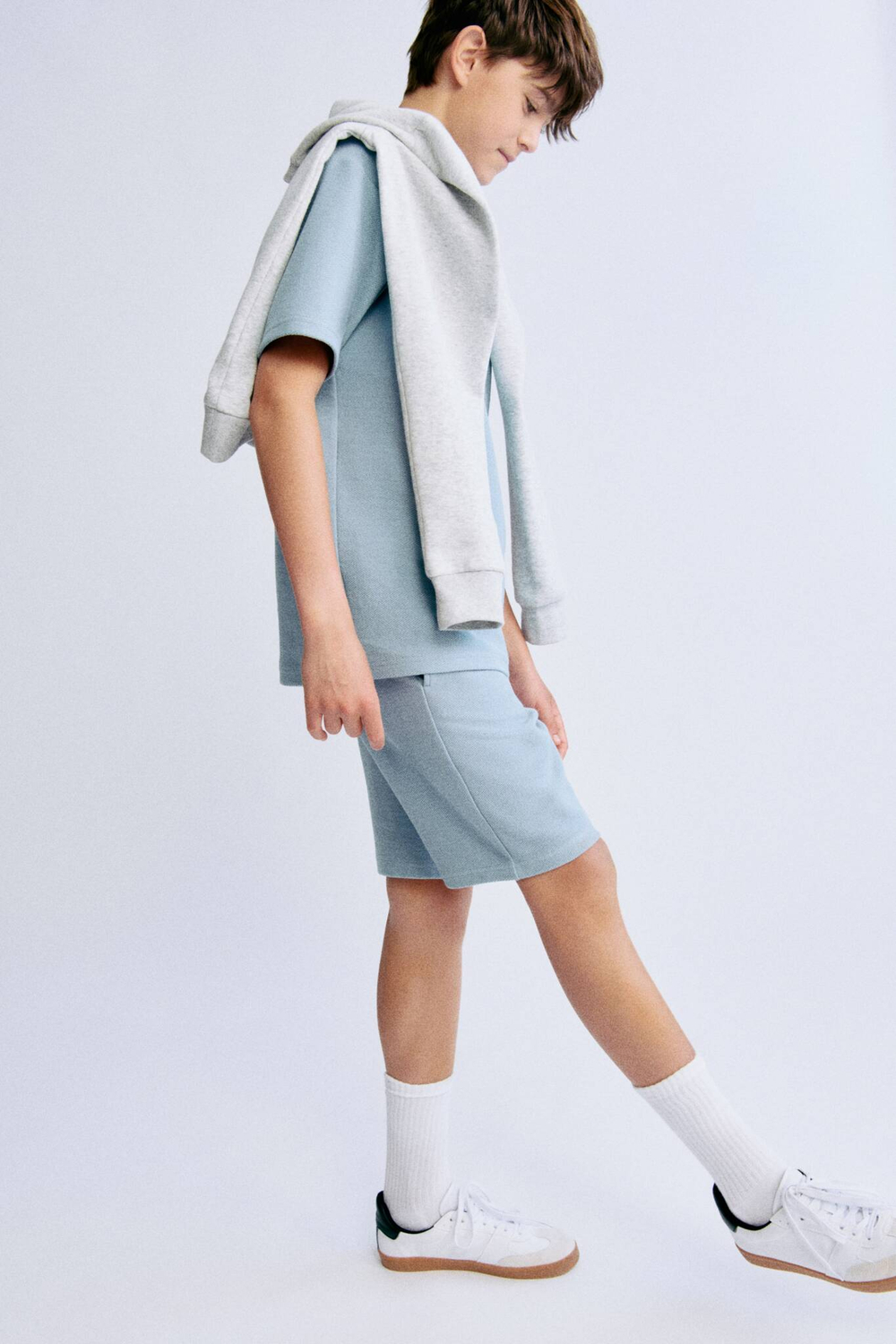 H&M Комплект из футболки и шорт, пыльно-синий