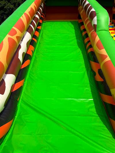 Коммерческий надувной батут «Мир Сафари 2», 14*7*7,5 м.