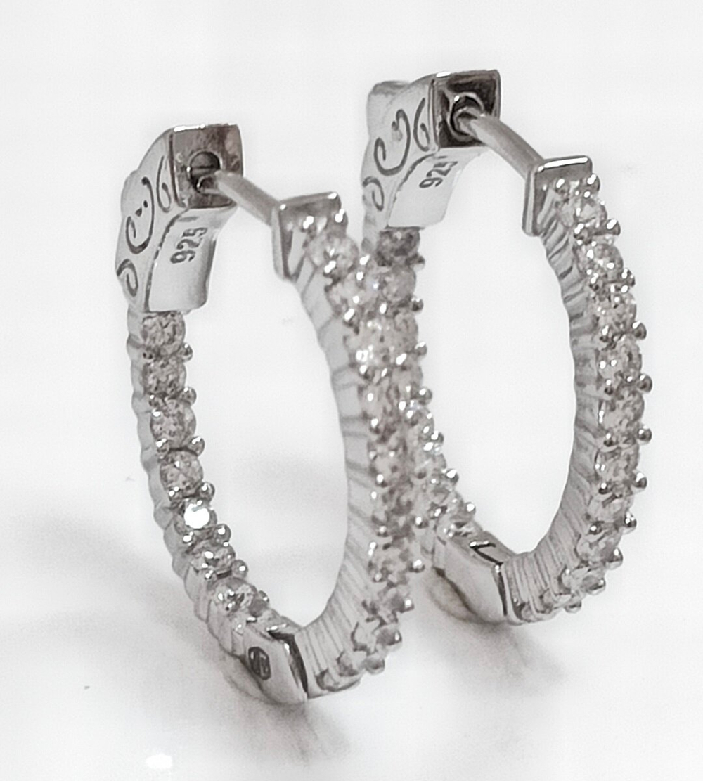 Серьги из серебра 925 пробы с фианитами