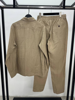 Льняной костюм Kiton