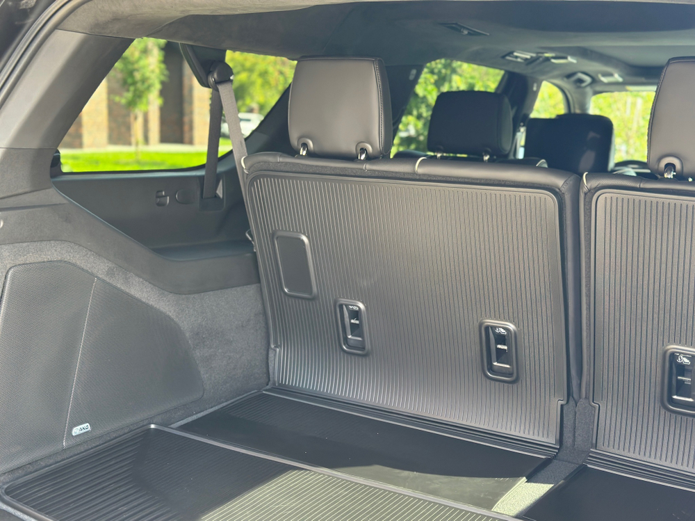 Cadillac Escalade ESV, 2023