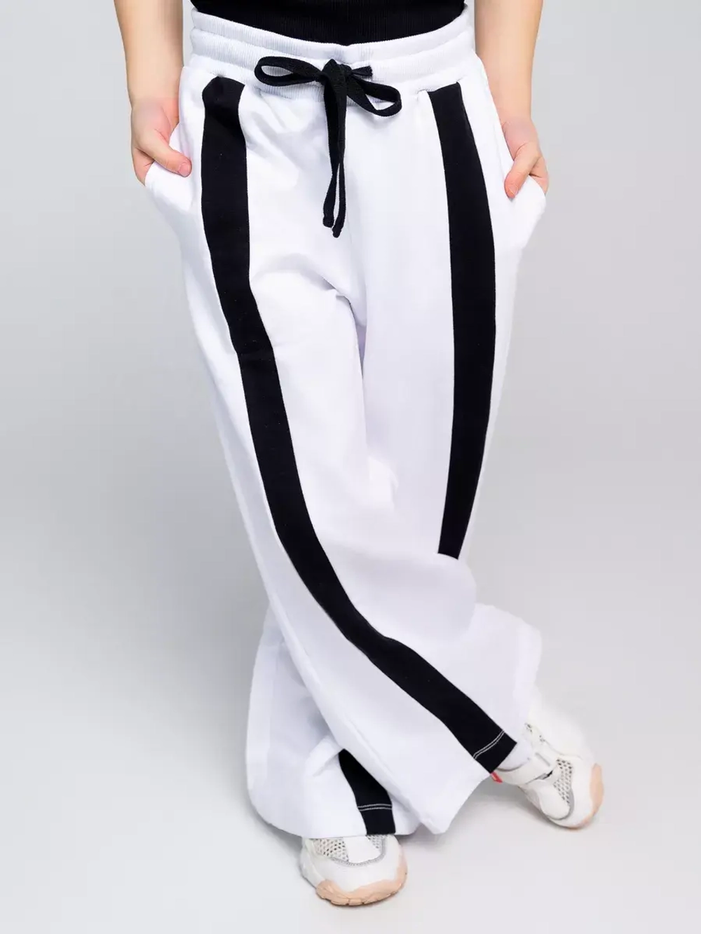 Костюм для девочки, футболка и брюки