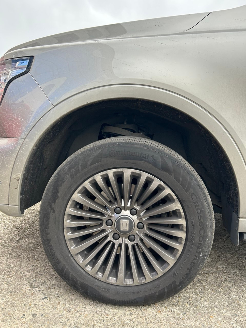 TANK 500 3.0T AT 4WD Premium