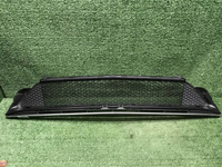 Решетка переднего бампера Mercedes C w205 (18-23)