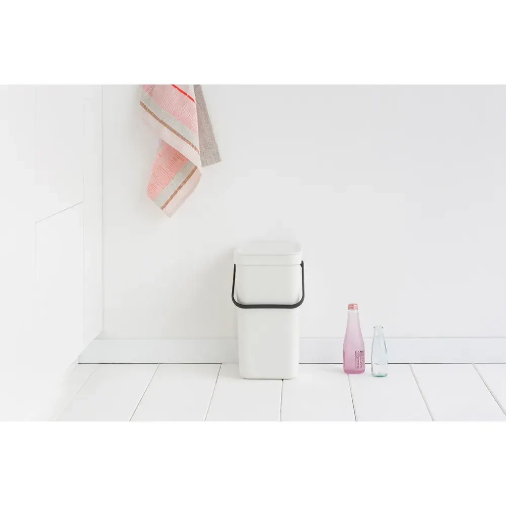 Brabantia Контейнер для мусора Sort & Go 12л белый
