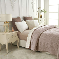 Плед 220х240 Sofi De MarkO Вивальди розовый