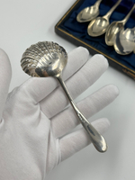 Набор посербренных приборов