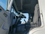 КамАЗ 5490 4x2 Седельный тягач 5490-DC (Дизель/Газ, 12,0 л, 401 л.с., МТ)