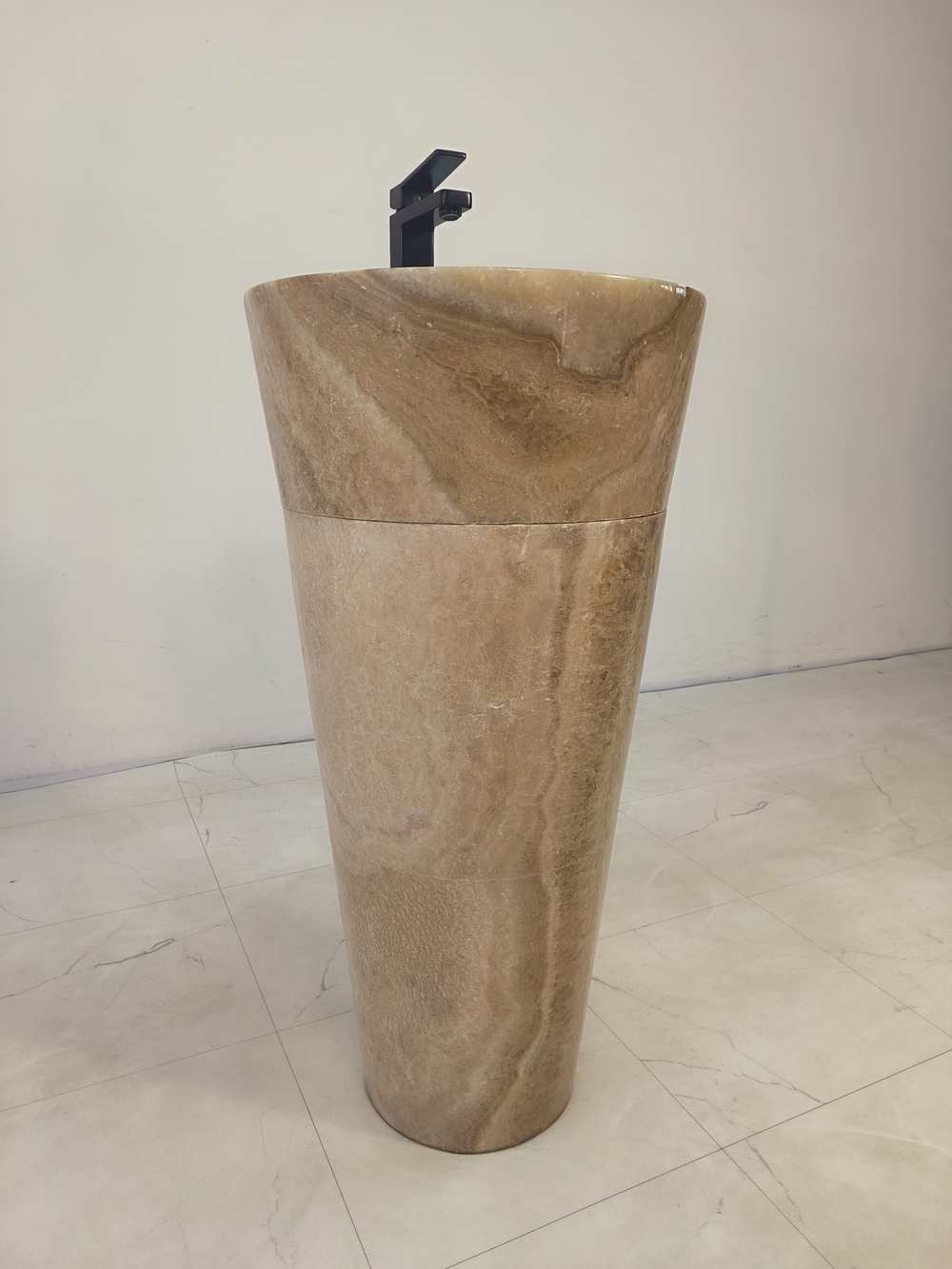 Раковина напольная из оникса Sunset ON-61352 (45*45*90)