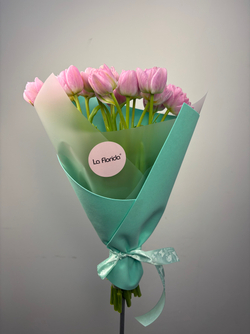 Букет из 15 махровых тюльпанов