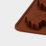 Форма силиконовая «Кленовый сироп», 19.5×17.7×1 см, 18 ячеек