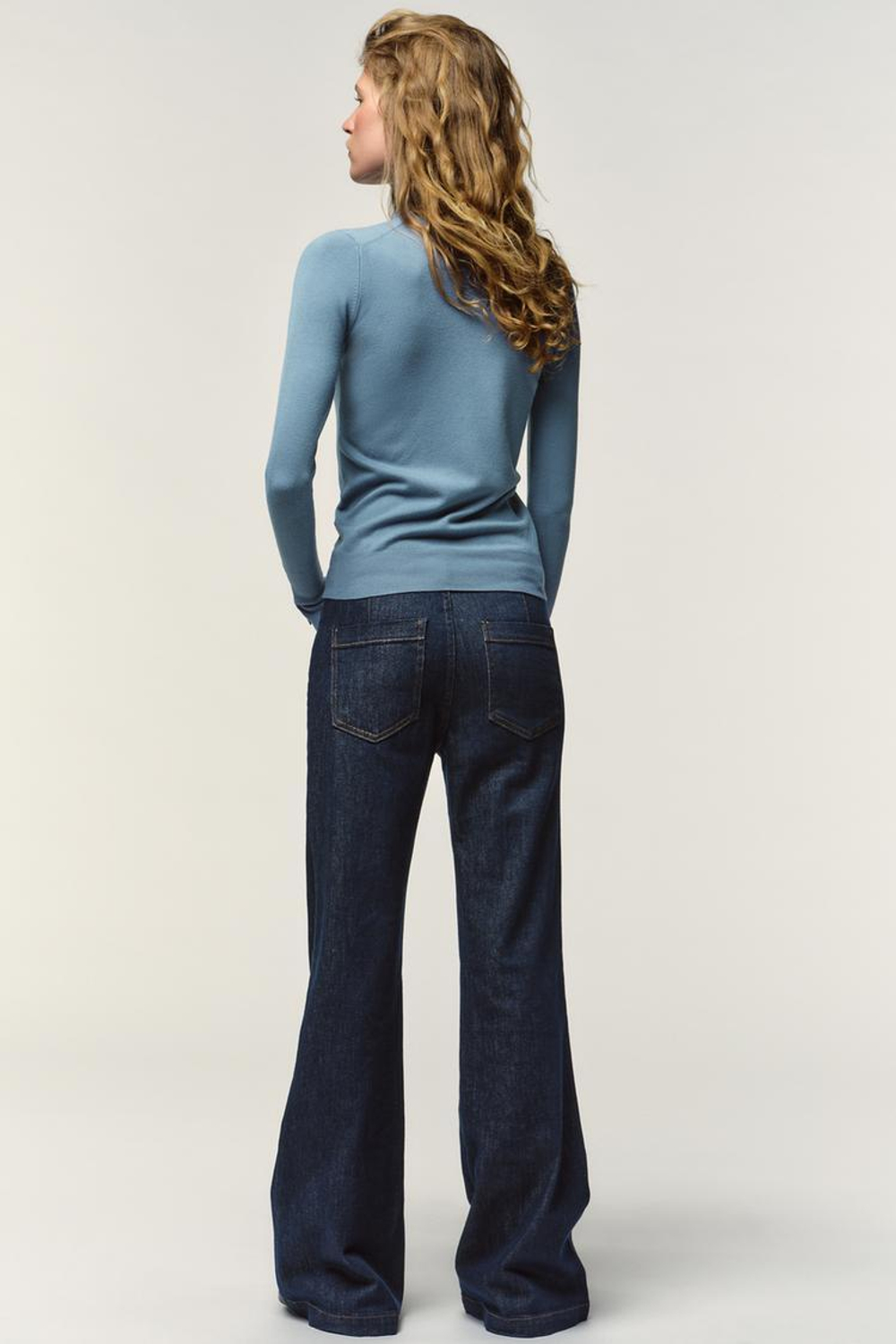 ZARA БАЗОВЫЙ ТРИКОТАЖНЫЙ ДЖЕМПЕР С ВЫСОКИМ ВОРОТНИКОМ, ВЫЦВЕТШИЙ СИНИЙ