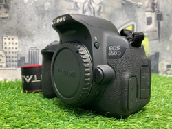 Canon EOS 650D 15.700 кадров