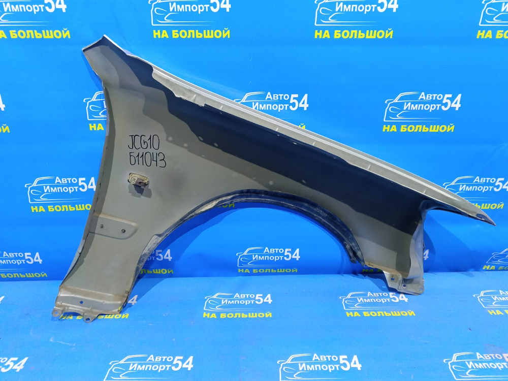 Крыло переднее левое TOYOTA PROGRES 1998-2007