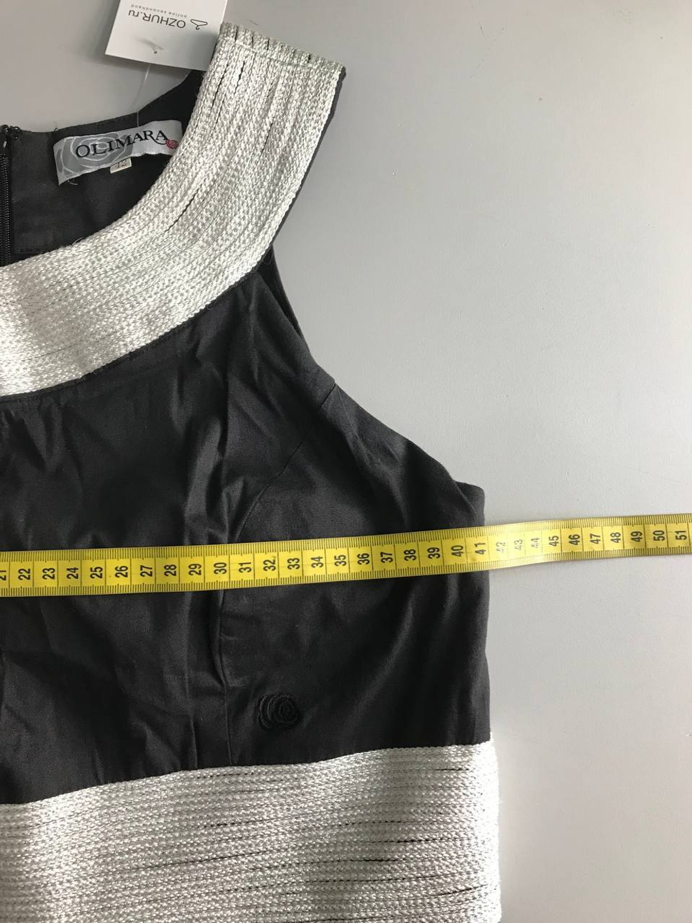 Платье Olimara лаконичное, визуально на 42 размер