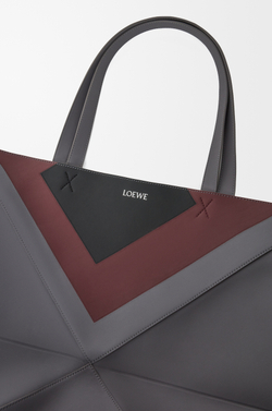 Loewe Сумка-тоут XL Puzzle Fold из телячьей кожи наппа, темно-серый