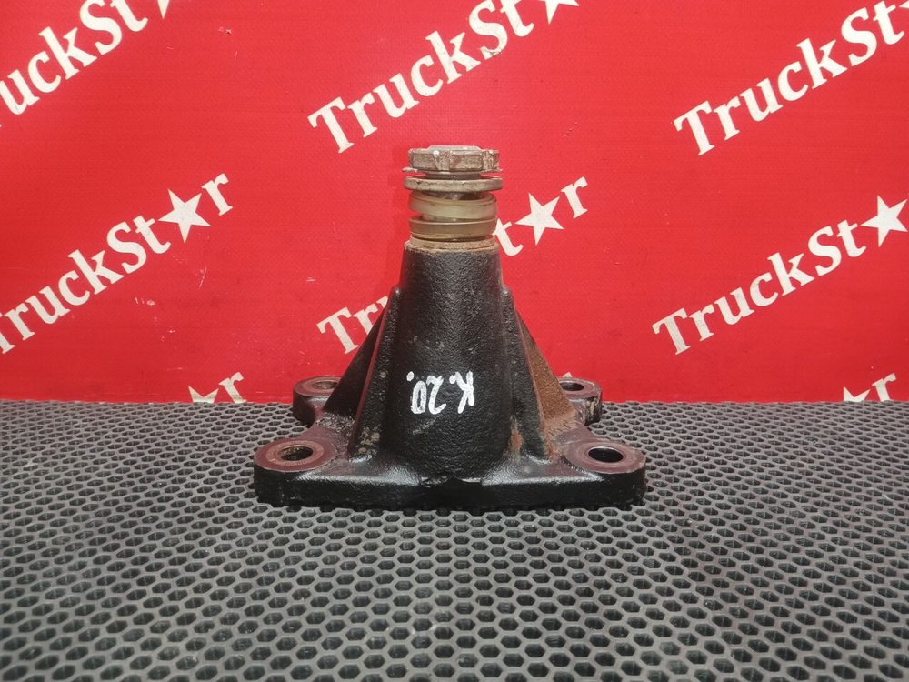 Кронштейн цилиндра подъема кабины 2020г.