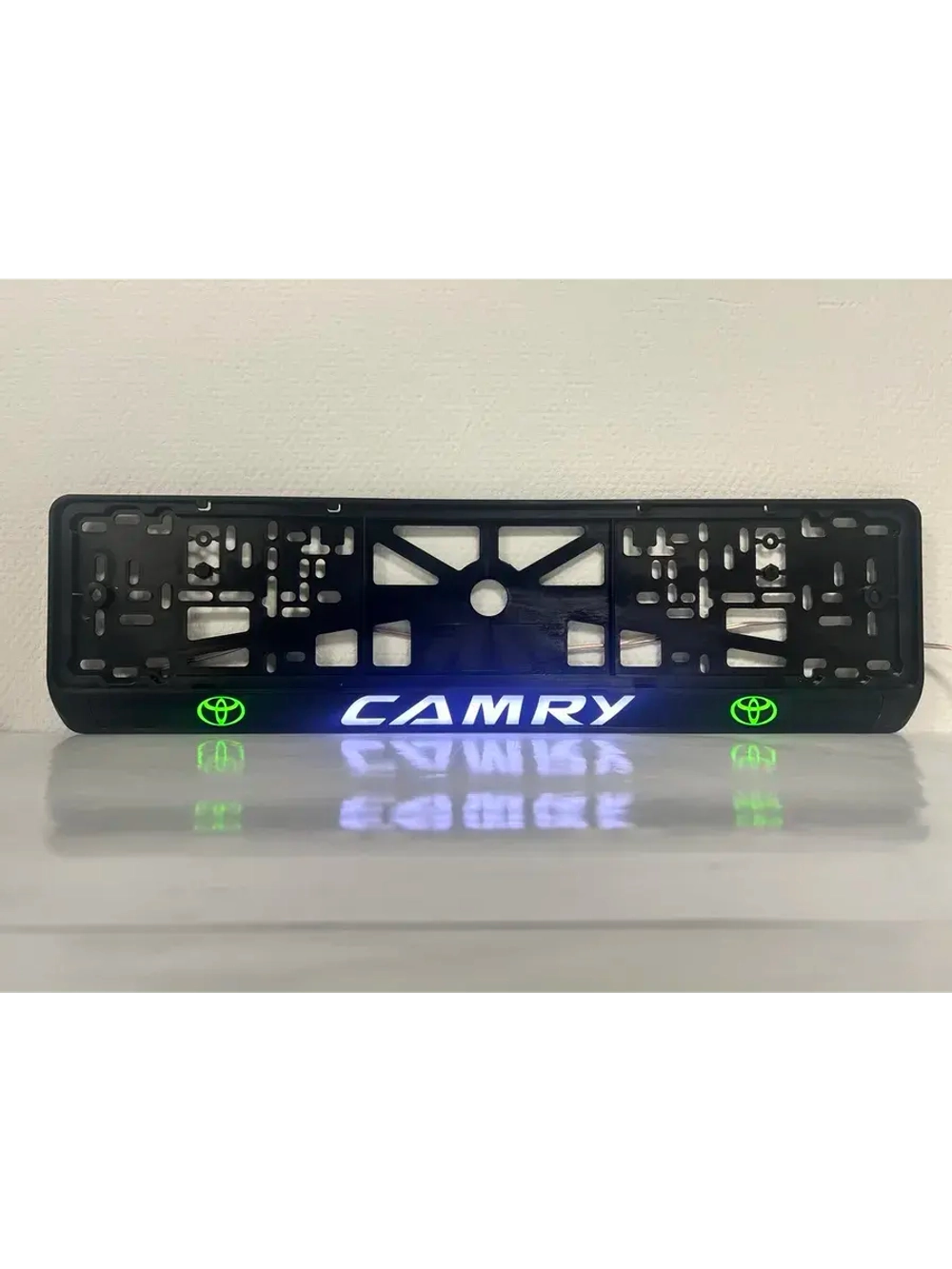 Рамка для номера с подсветкой. GLOGO Camry.