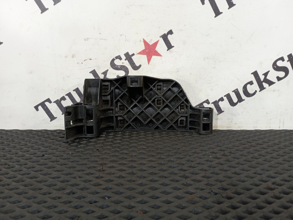 Кронштейн кпп EATON 2023г.