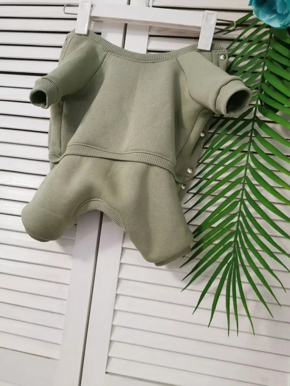 Комбинезон из футера для собак