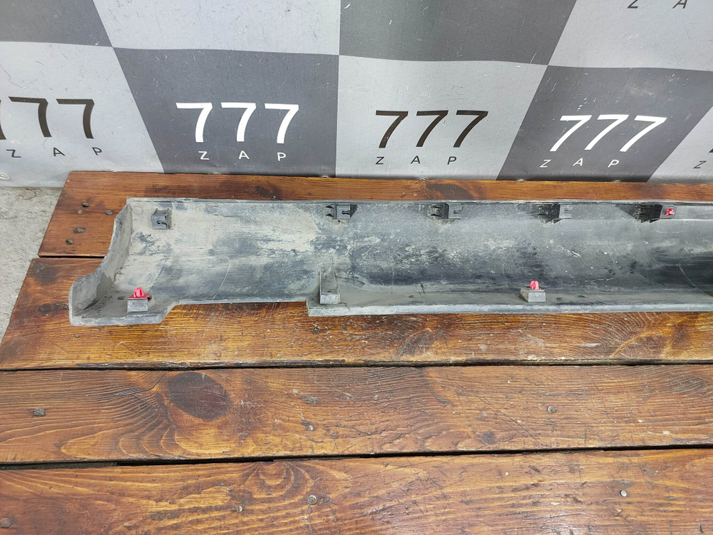 Накладка порога правого Kia Soul 2 (PS) 13-19 Б/У Оригинал 87754B2000