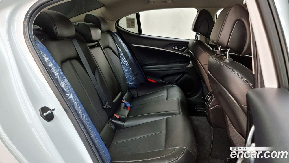 Genesis The New G70 Бензин 2.0T 2WD (11.2021)
