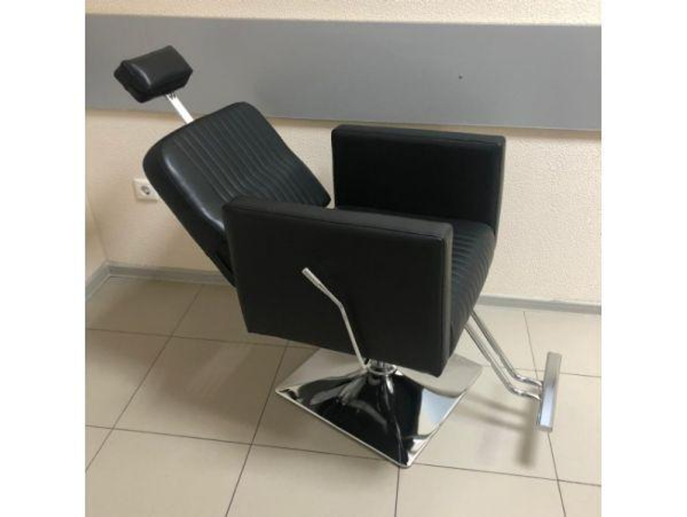 Парикмахерское кресло Пума