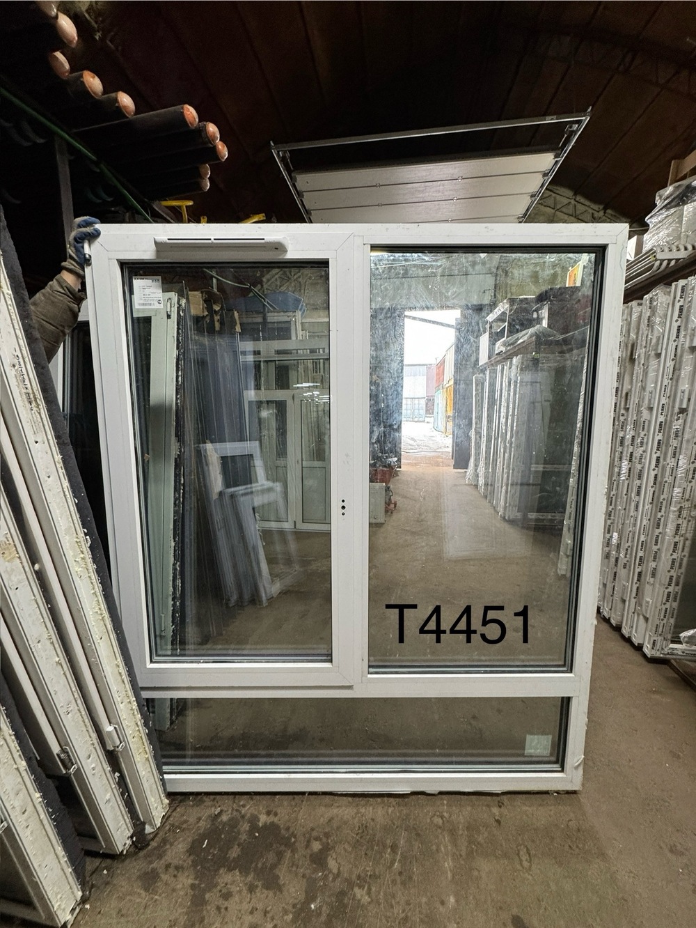 Алюминиевое Окно Б/У 198(в) х 169(ш)