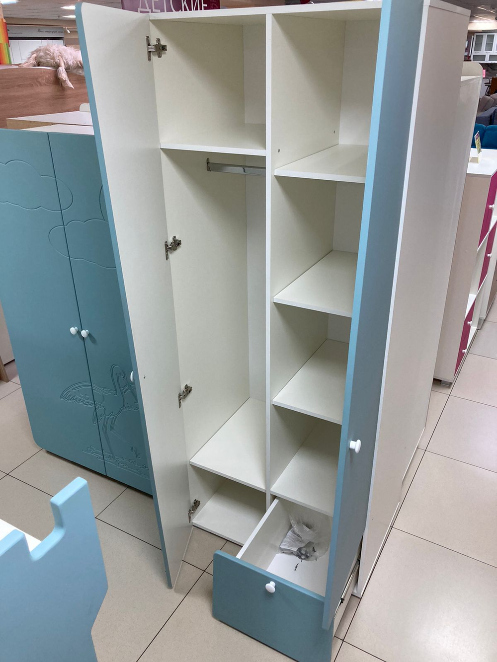 Шкаф 2-х дверный с ящиком Диагональ МДФ белый/ниагара