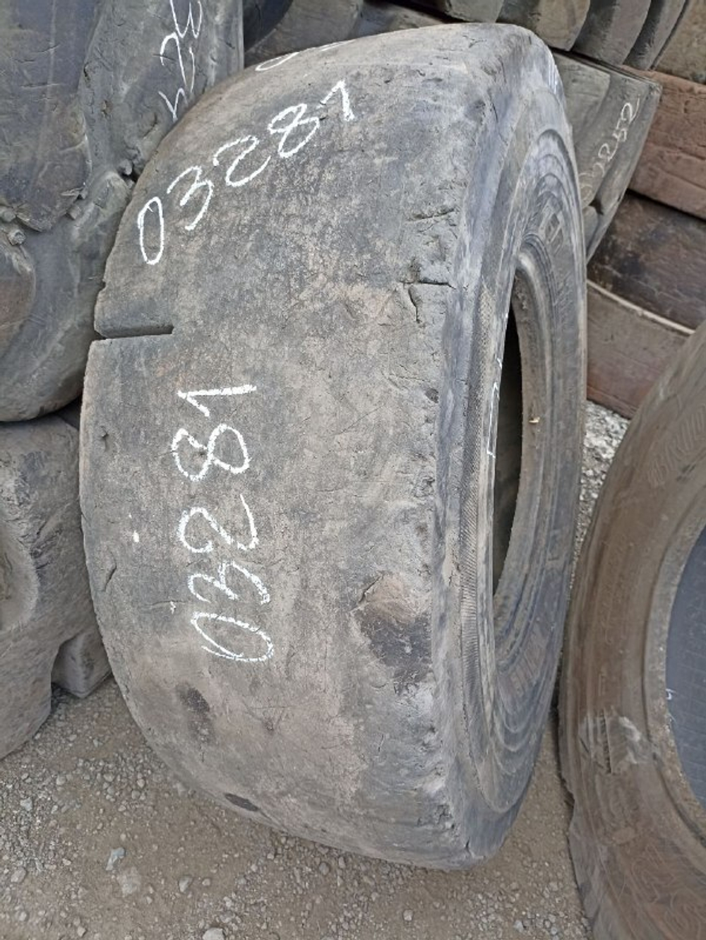 17.5-25 Nokian Mine king шина б/у
