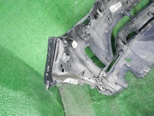 Бампер передний Land-Rover Discovery 5 (2016-2021)