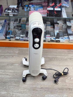 Масляный обогреватель Scarlett SC2