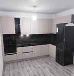 Современная кухня с надежной фурнитурой Hettich