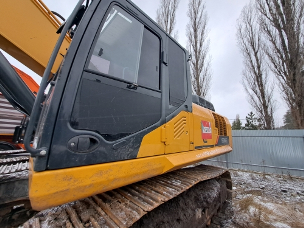 LiuGong CLG936E Экскаватор CLG936E	(Дизельный, 8,3 л, 291 л.с., АТ)