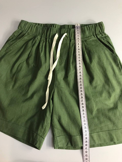 Шорты цвета сочной травы, маркировка М, визуально на 46 размер