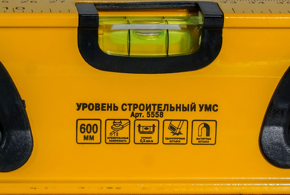 Уровень 600 мм УМC магнитный