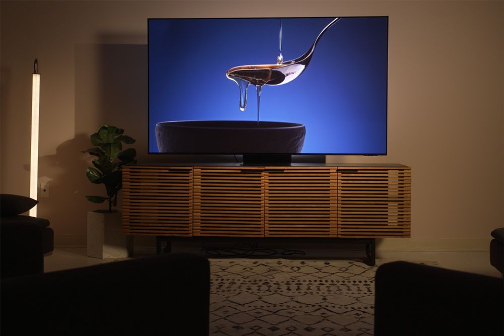 Samsung Q89C 77-inch Ultra HD 4K Smart OLED TV (2024)