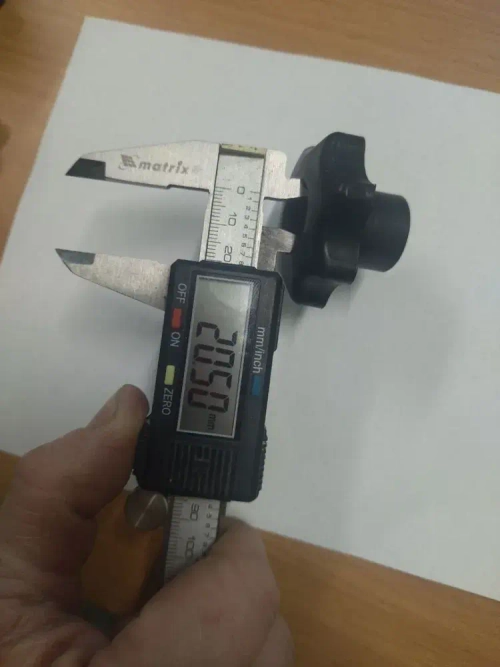 Гайка-барашек М10 х 1,5 сквозная проходная (2 шт в упаковке)