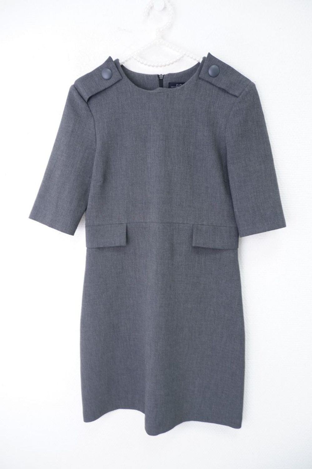 Платье Zara базовое 42 размер